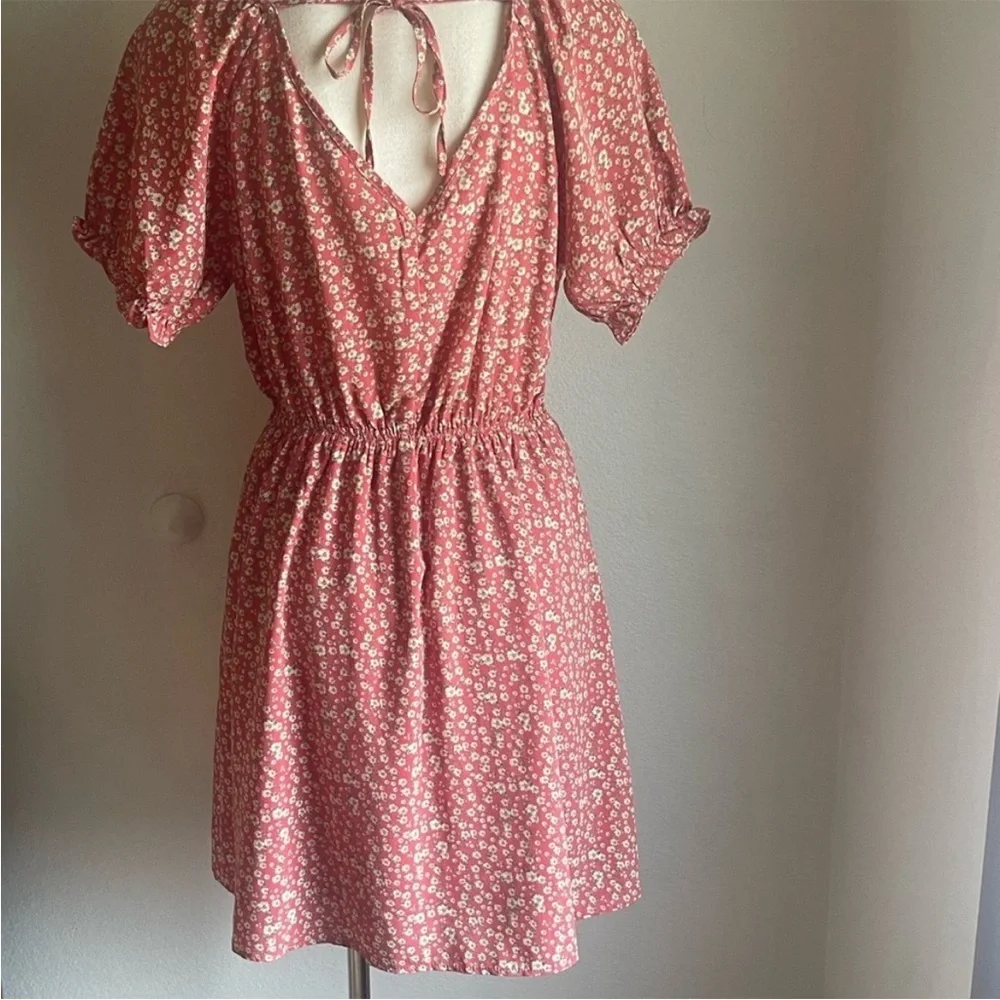 Staccato floral dress size small - Picture 4 of 5